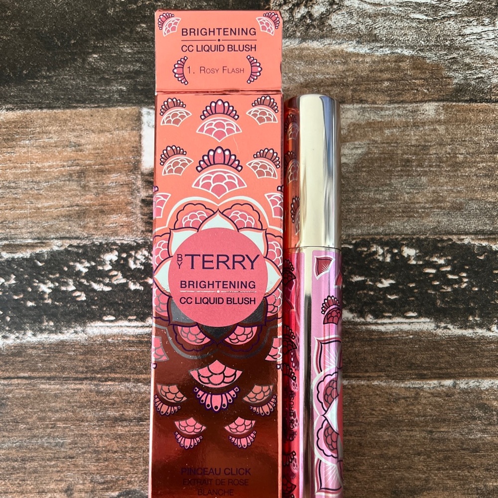 byTerry Brightening CC Liquid Blush in Rosy Flash